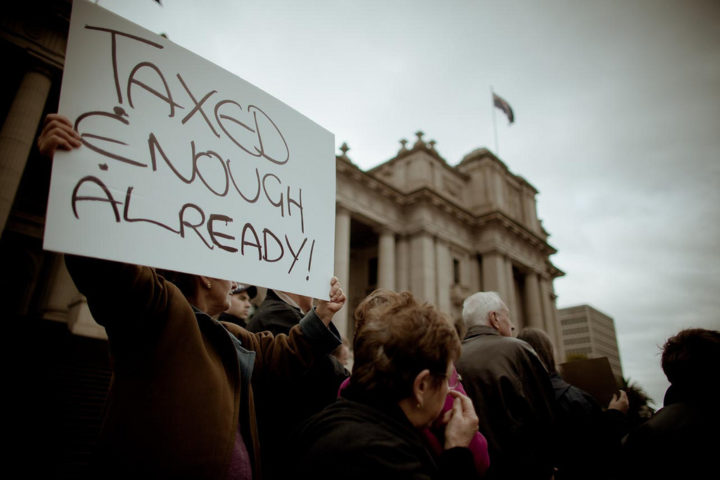 Anti-carbon tax protest in Melbourne. Photo by qian, Creative Commons License