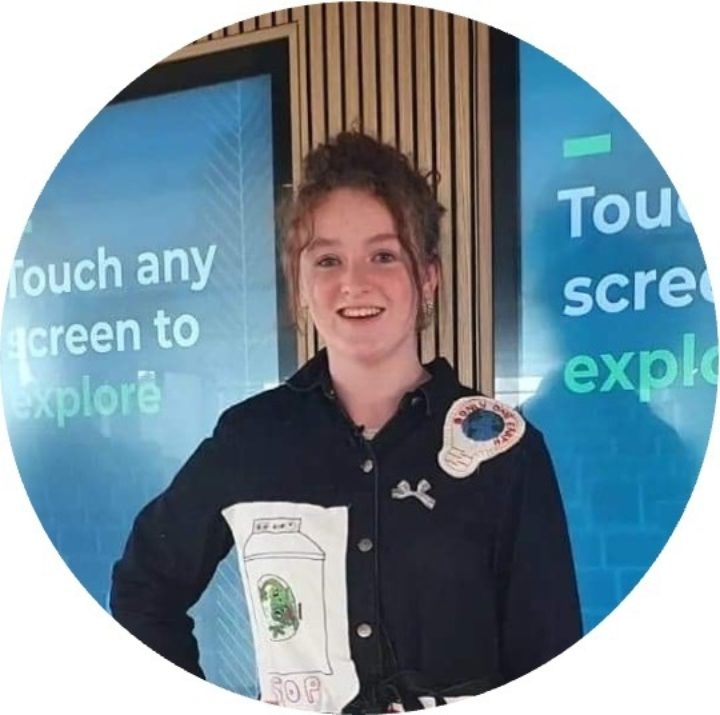 Hattie Phillips headshot