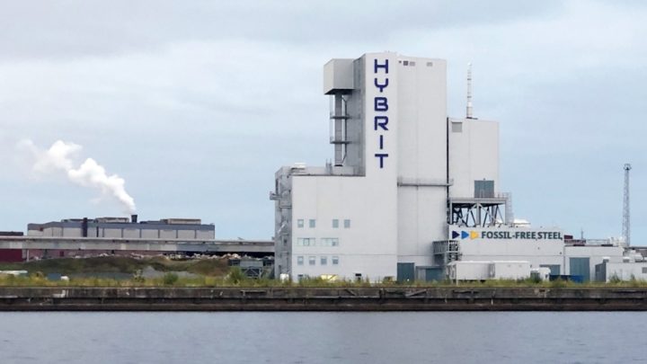 The UK is lagging behind in the race to clean steel