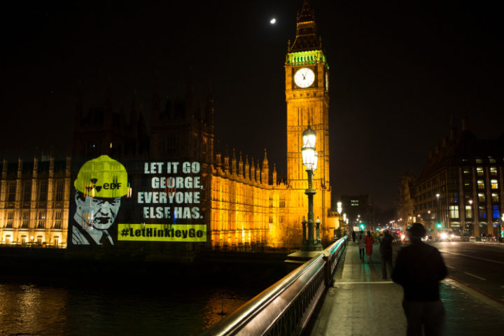The government is facing increasing public pressure to walk away from the deal. Image: Greenpeace
