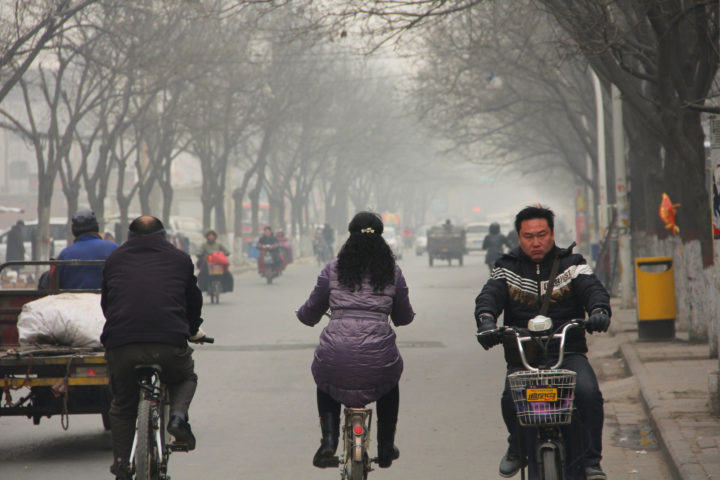 China plans a move to a greener, cleaner future. Image: V. T. Polywoda, Creative Commons License