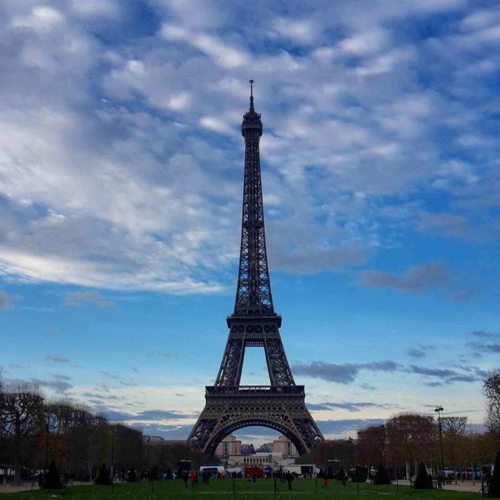 The Paris Agreement on climate change formally enters into force on 4 November 2016.