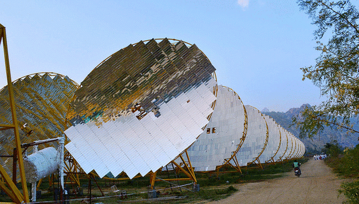 India has invested in small and large scale solar, such as the India One Solar Thermal power Plant. Image: Brahma Kumaris, Creative Commons licence