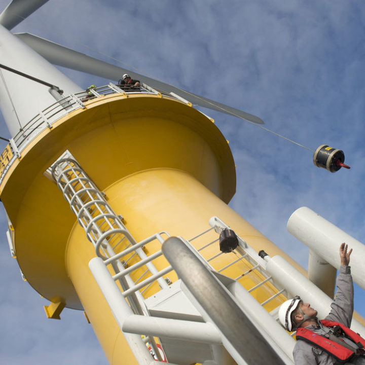 Offshore wind power now costs about two-thirds of Hinkley's juice. Image: Danish Wind Power Industry, Creative Commons