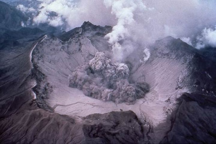 Eruption of Mt Pinatubo
